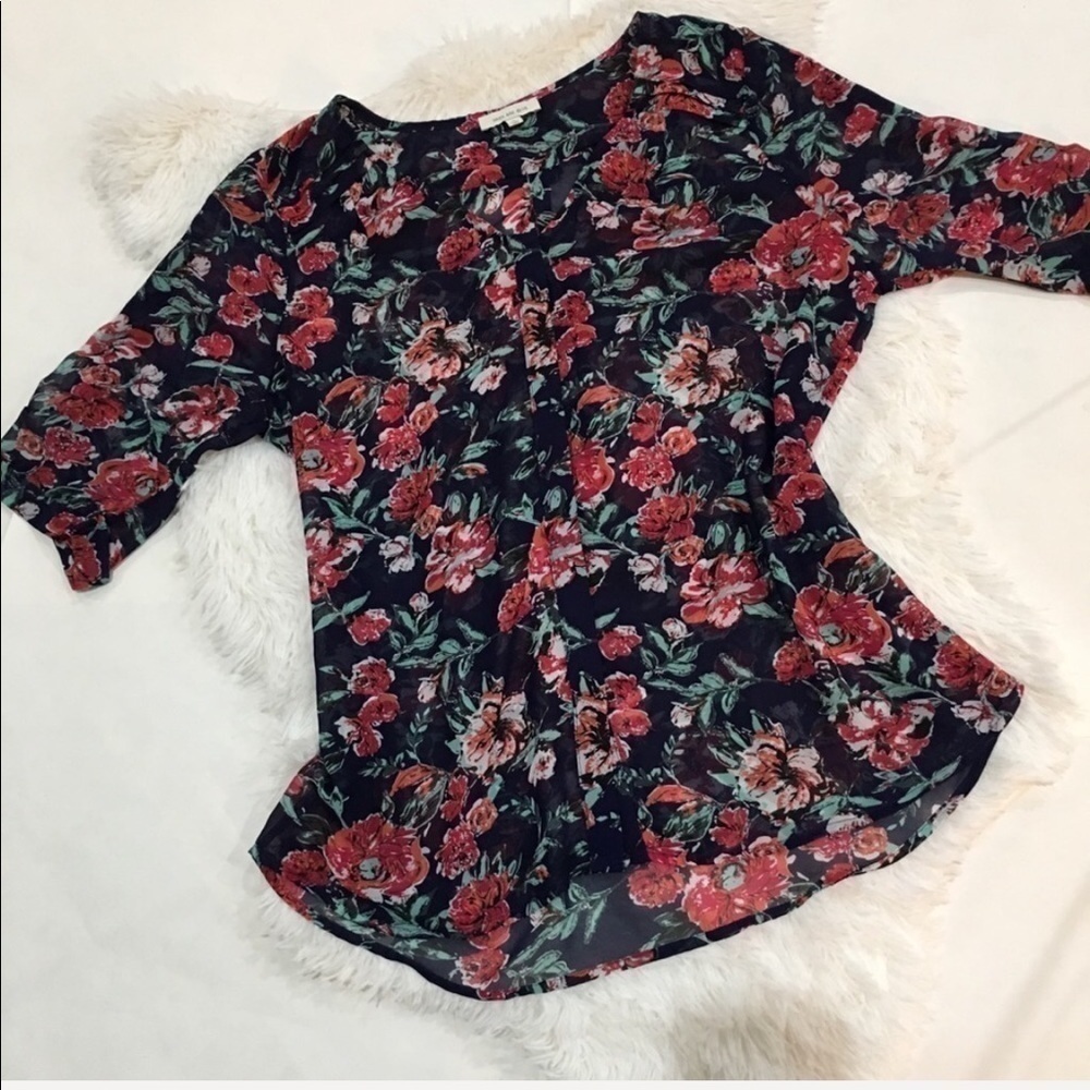 Skies R Blu Sheer Floral Blouse Large